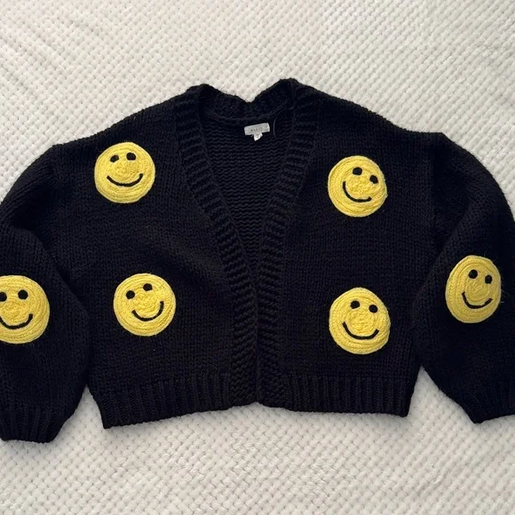 🖤😊EUC Black Smiley Face Cropped Cardigan | Women’s Small 😊🖤 - Picture 2 of 7